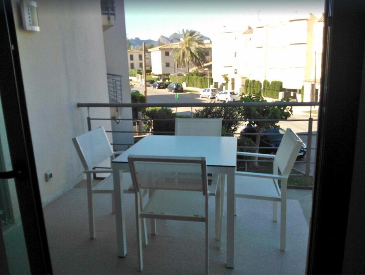 Apartamento Llenaire 波连斯萨 外观 照片